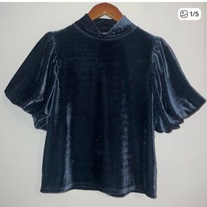 Free People Midnight blue Velvet Puff Sleeve Blouse small
